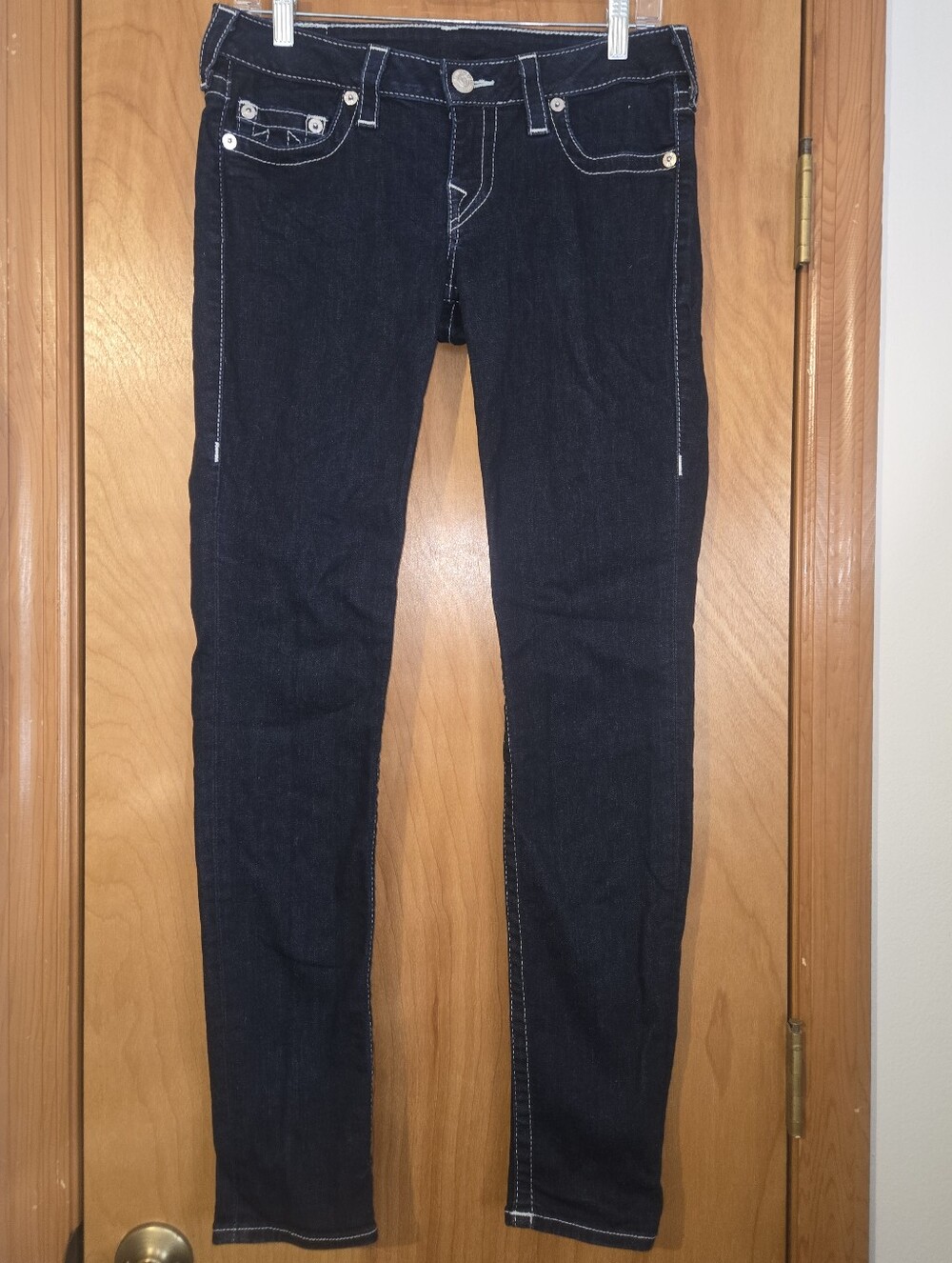 True Religion Women's Dark Indigo Skinny Jeans with White Stitching Size 29